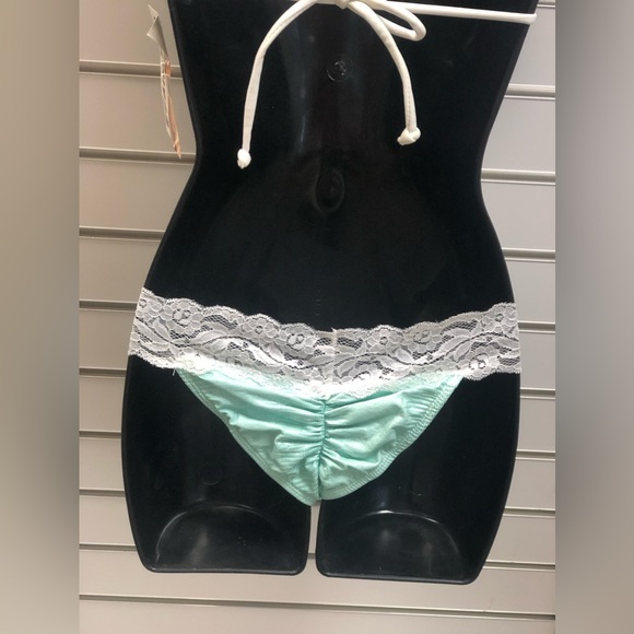 Chica Rica Lacey Bikini size small - Picture 4 of 5